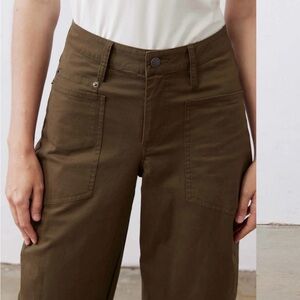 RUTI THE SLOUCHY SOFT TWILL PANTS Olive Green barrel leg Pants